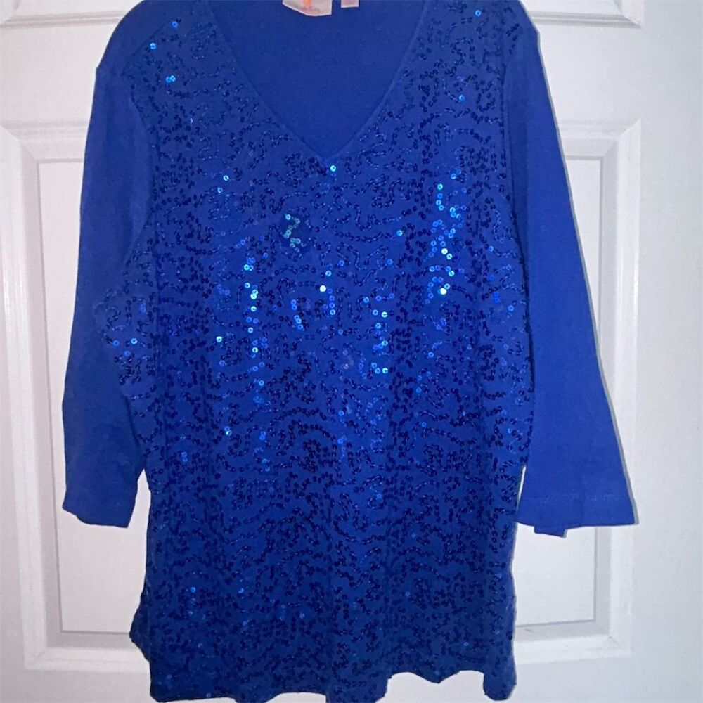 Quacker Factory Women's 1X Blue Sequin V-Neck Long Sleeve Blouse
